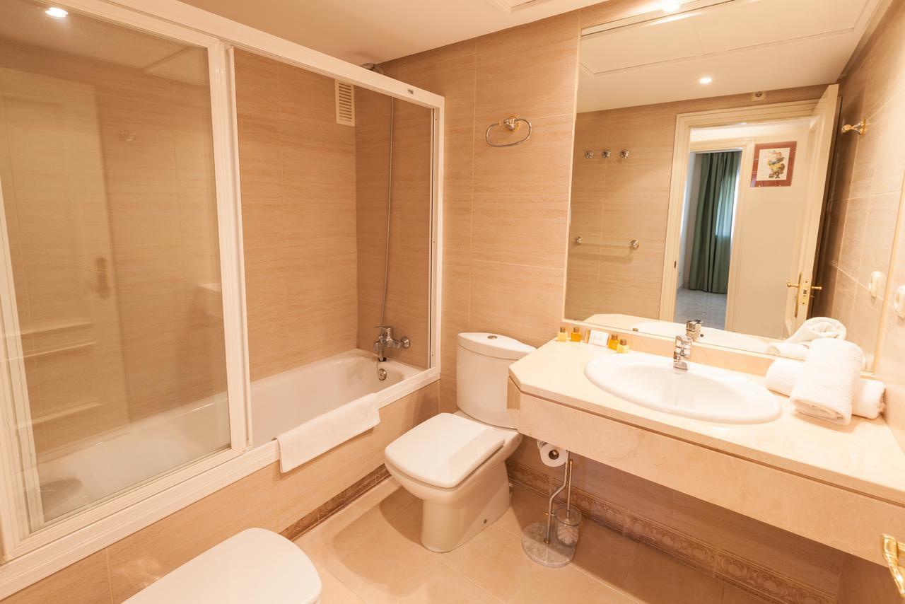 Marina De Banus Apartment Марбелья Экстерьер фото